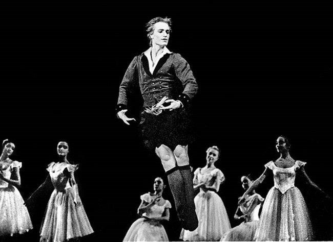 Иллюстрация к книге — История балета. Ангелы Аполлона [i_050.jpg]