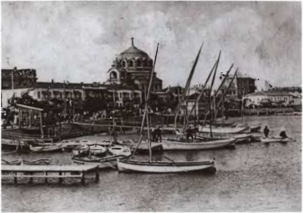 Иллюстрация к книге — Айн Рэнд [i_020.jpg]