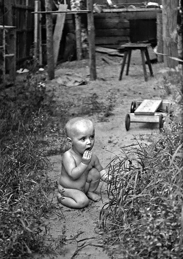 Иллюстрация к книге — Мы, наши дети и внуки. Том 1. Так мы начинали [i_006.jpg]