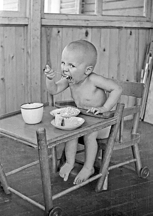 Иллюстрация к книге — Мы, наши дети и внуки. Том 1. Так мы начинали [i_009.jpg]