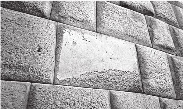 Иллюстрация к книге — Исчезнувшие цивилизации. Взаимосвязь культур и парадоксы истории [i_075.jpg]