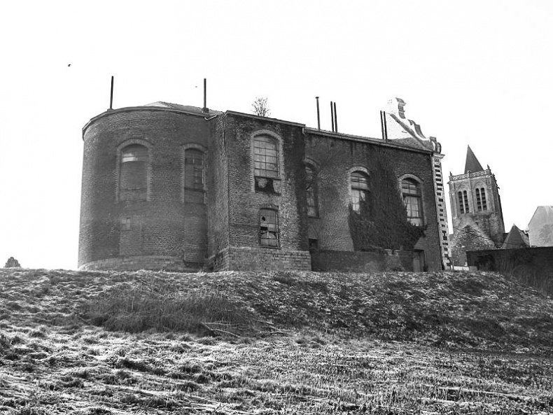 Иллюстрация к книге — Русские летучие отряды. От Бородино до британских морей [i_009.jpg]