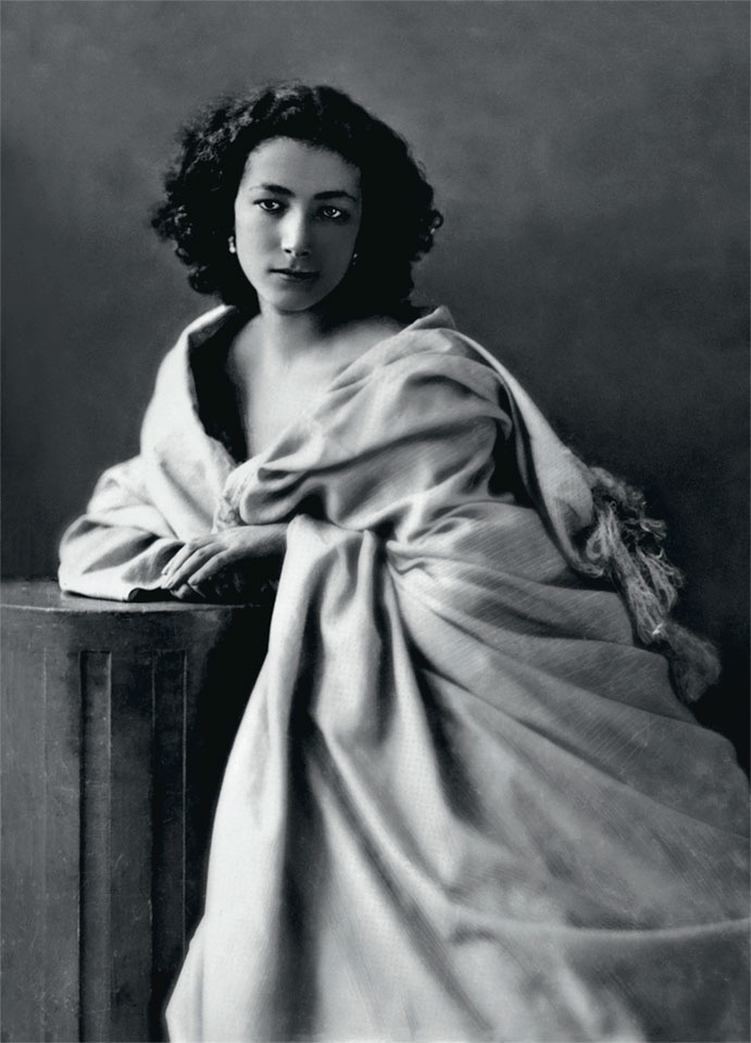 Иллюстрация к книге — Портрет мужчины в красном [i_006.jpg]