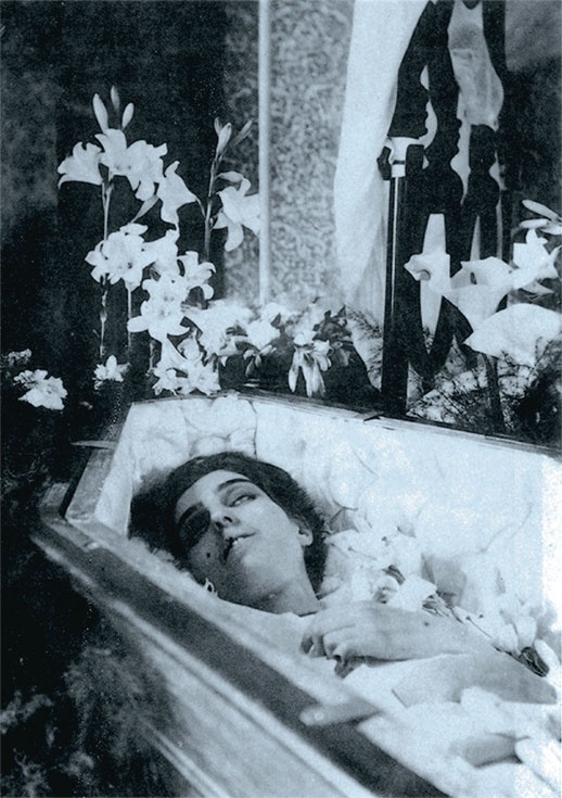 Иллюстрация к книге — Портрет мужчины в красном [i_075.jpg]