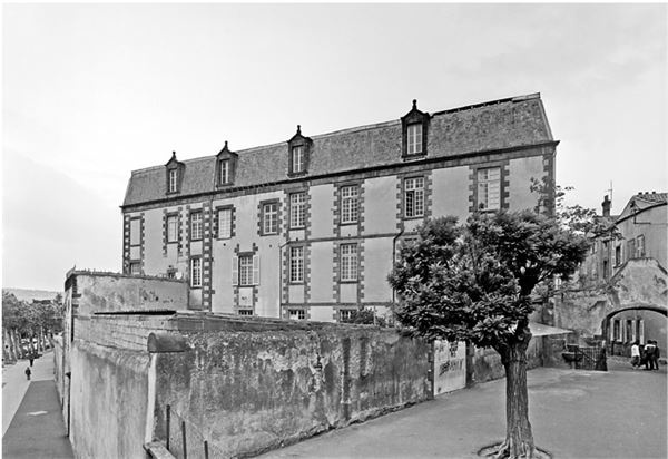 Иллюстрация к книге — «Принц» и «цареубийца». История Павла Строганова и Жильбера Ромма [i_011.jpg]