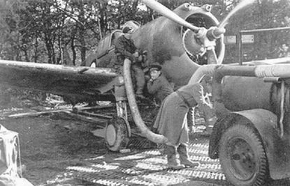 Иллюстрация к книге — Французские истребители Второй Мировой [i_108.jpg]