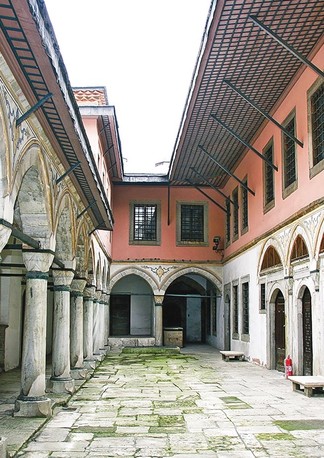 Иллюстрация к книге — Роксолана. Великолепный век султана Сулеймана [i_075.jpg]