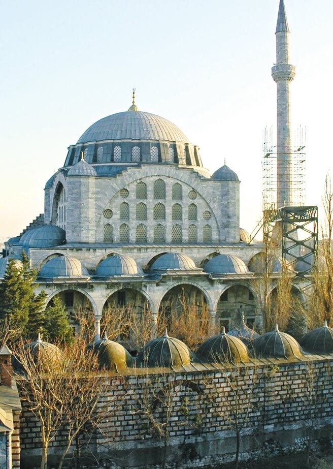 Иллюстрация к книге — Роксолана. Великолепный век султана Сулеймана [i_086.jpg]