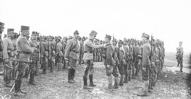 Иллюстрация к книге — Весна народов. Русские и украинцы между Булгаковым и Петлюрой [i_090.jpg]