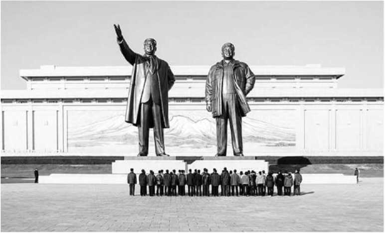 Иллюстрация к книге — Предатель в Северной Корее. Гид по самой зловещей стране планеты [i_075.jpg]