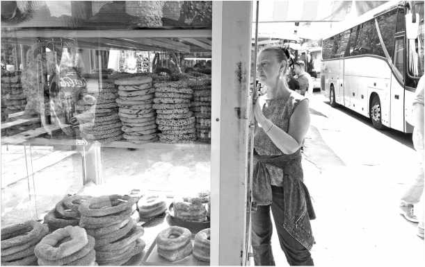 Иллюстрация к книге — О том, что есть в Греции [i_007.jpg]