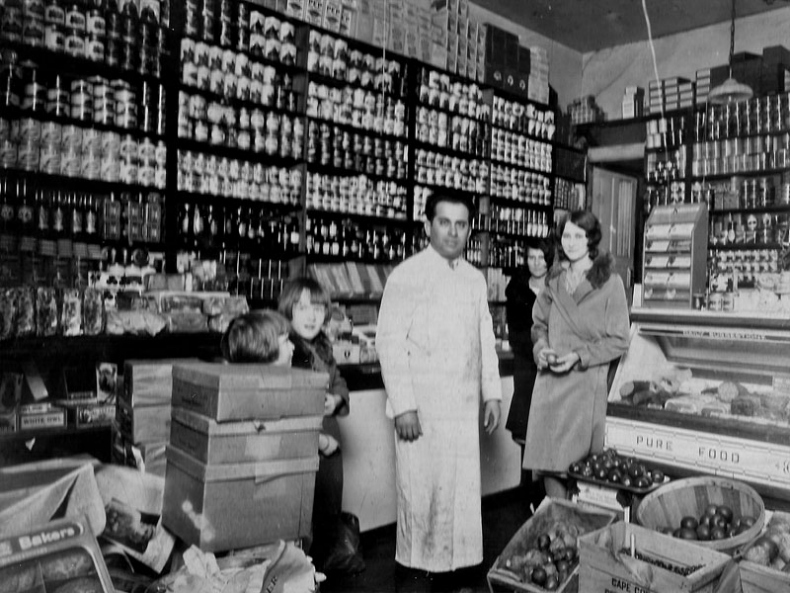 Иллюстрация к книге — Как я стал собой. Воспоминания [i_003.jpg]