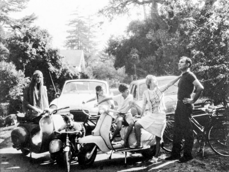 Иллюстрация к книге — Как я стал собой. Воспоминания [i_013.jpg]