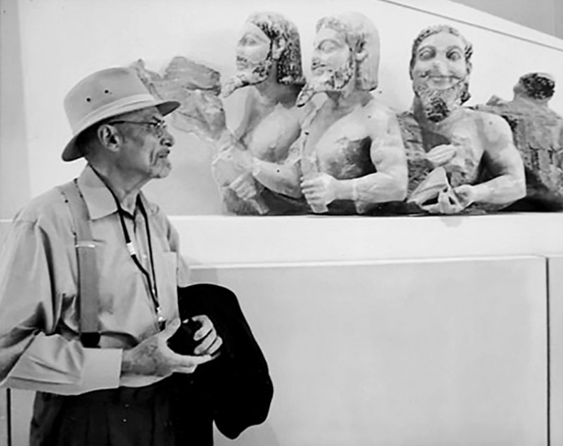 Иллюстрация к книге — Как я стал собой. Воспоминания [i_021.jpg]