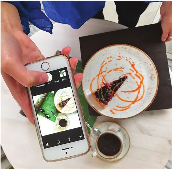 Иллюстрация к книге — Гид по мобильной фотографии. Сними свой шедевр! [i_045.jpg]