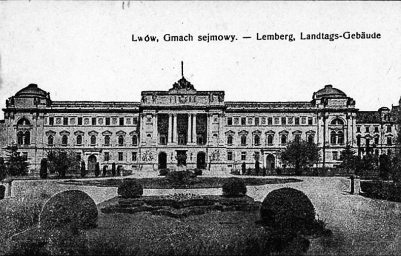 Иллюстрация к книге — Восточно-западная улица. Происхождение терминов ГЕНОЦИД и ПРЕСТУПЛЕНИЕ ПРОТИВ ЧЕЛОВЕЧЕСТВА [i_002.jpg]