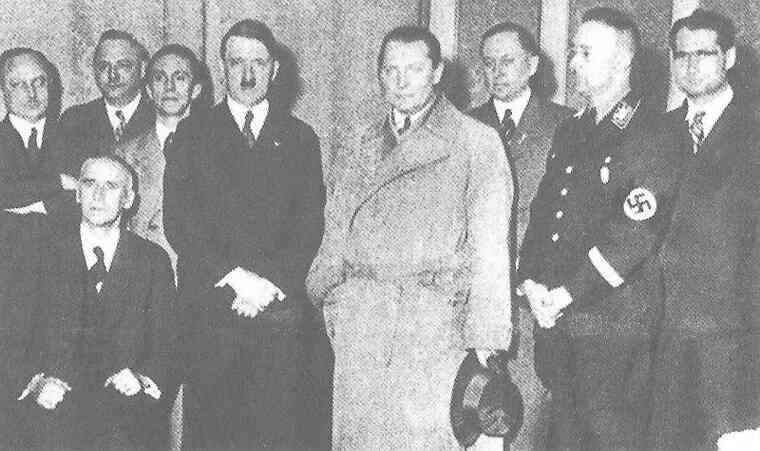 Иллюстрация к книге — CC – инквизиция Гитлера [i_009.jpg]