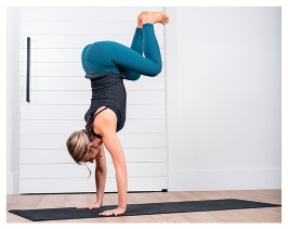 Иллюстрация к книге — Силовая йога. Энергия. Концентрация. Баланс [i_287.jpg]