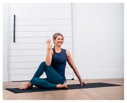 Иллюстрация к книге — Силовая йога. Энергия. Концентрация. Баланс [i_332.jpg]