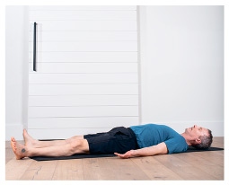 Иллюстрация к книге — Силовая йога. Энергия. Концентрация. Баланс [i_335.jpg]