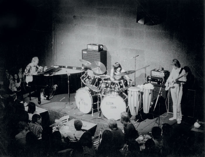 Иллюстрация к книге — Я – Элтон Джон. Вечеринка длиной в жизнь [_00014.jpg]