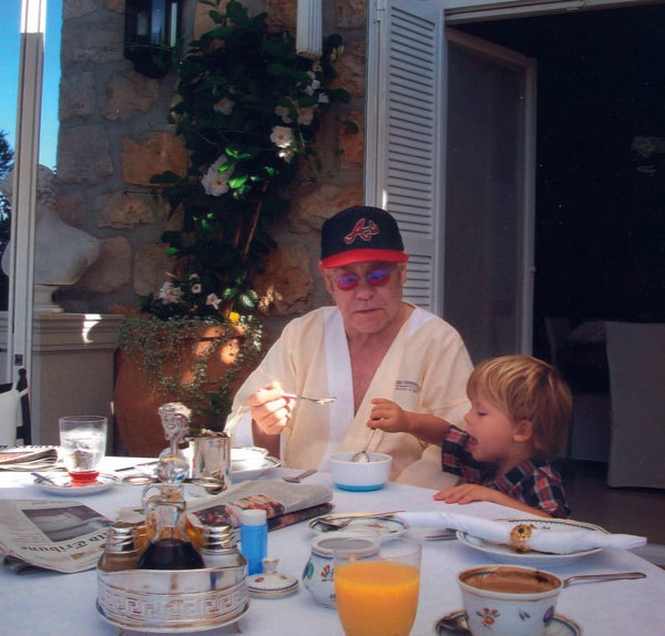 Иллюстрация к книге — Я – Элтон Джон. Вечеринка длиной в жизнь [_00055.jpg]