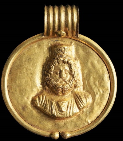 Иллюстрация к книге — Великий шелковый путь. Полная история [i_066.jpg]