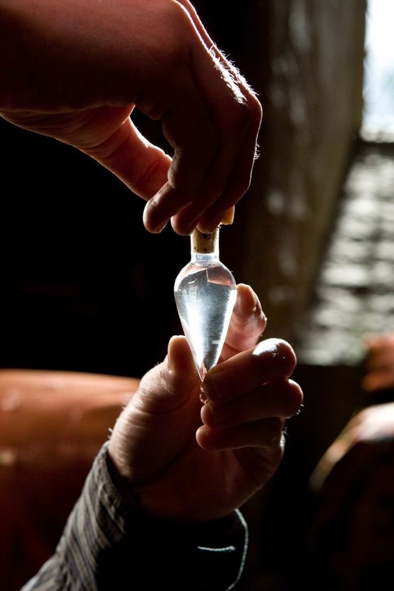 Иллюстрация к книге — Доверяй, не проверяй [_1a19e1b037d98ff1b4c40e37e3c3e026.jpg]