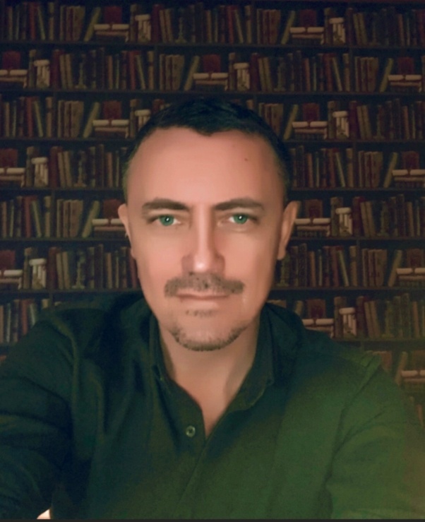 Иллюстрация к книге — Малиновое вино для Синей Бороды [_0.jpg]