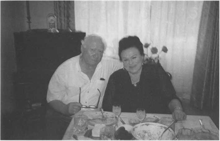 Иллюстрация к книге — Без протокола: невыдуманные истории рассказывают дипломат Александр Богомолов и разведчик Георгий Санников [i_069.jpg]