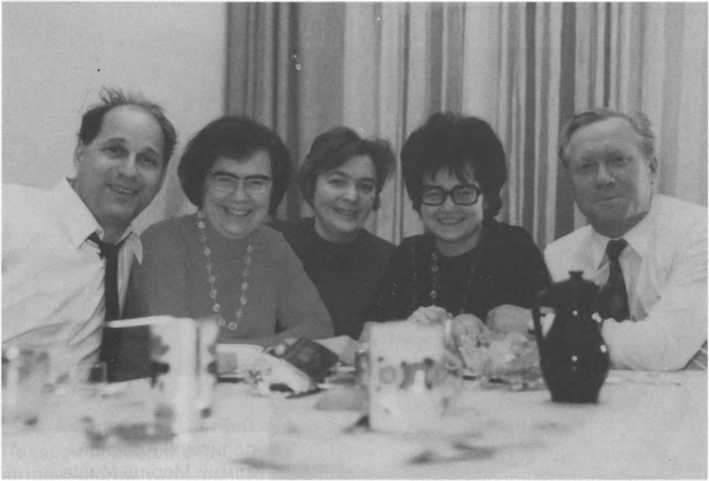 Иллюстрация к книге — Без протокола: невыдуманные истории рассказывают дипломат Александр Богомолов и разведчик Георгий Санников [i_070.jpg]