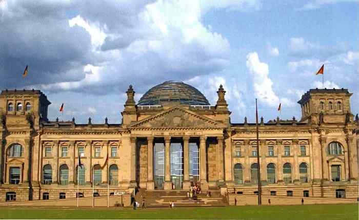 Иллюстрация к книге — Знакомьтесь: Европа [i_097.jpg]