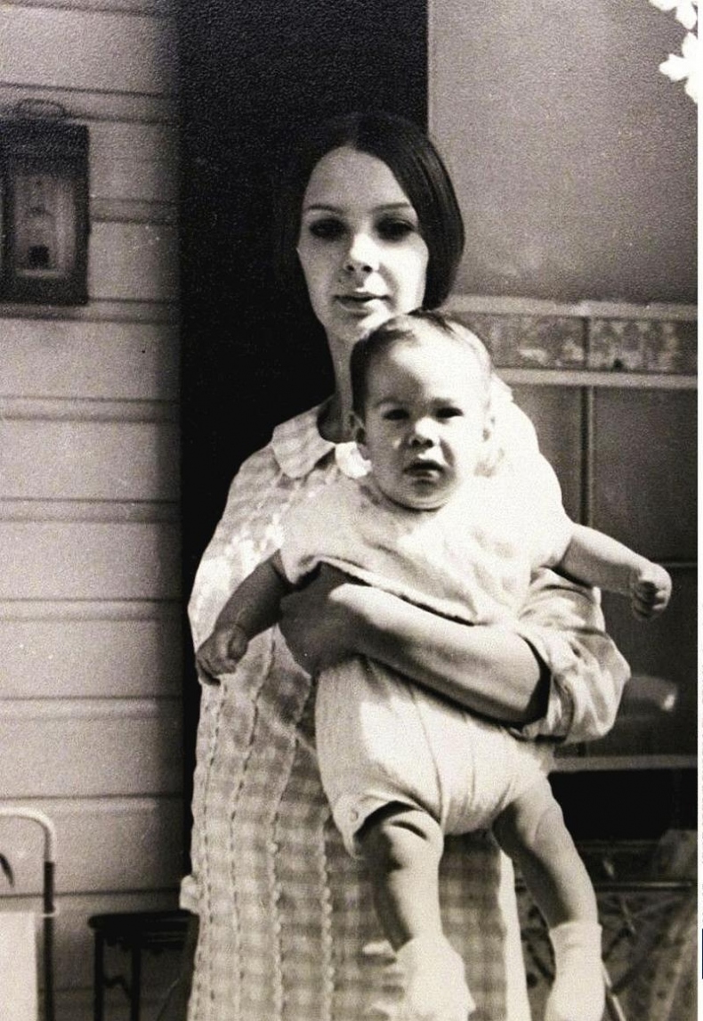 Иллюстрация к книге — Киану Ривз. Никогда не оглядывайся [i_003.jpg]