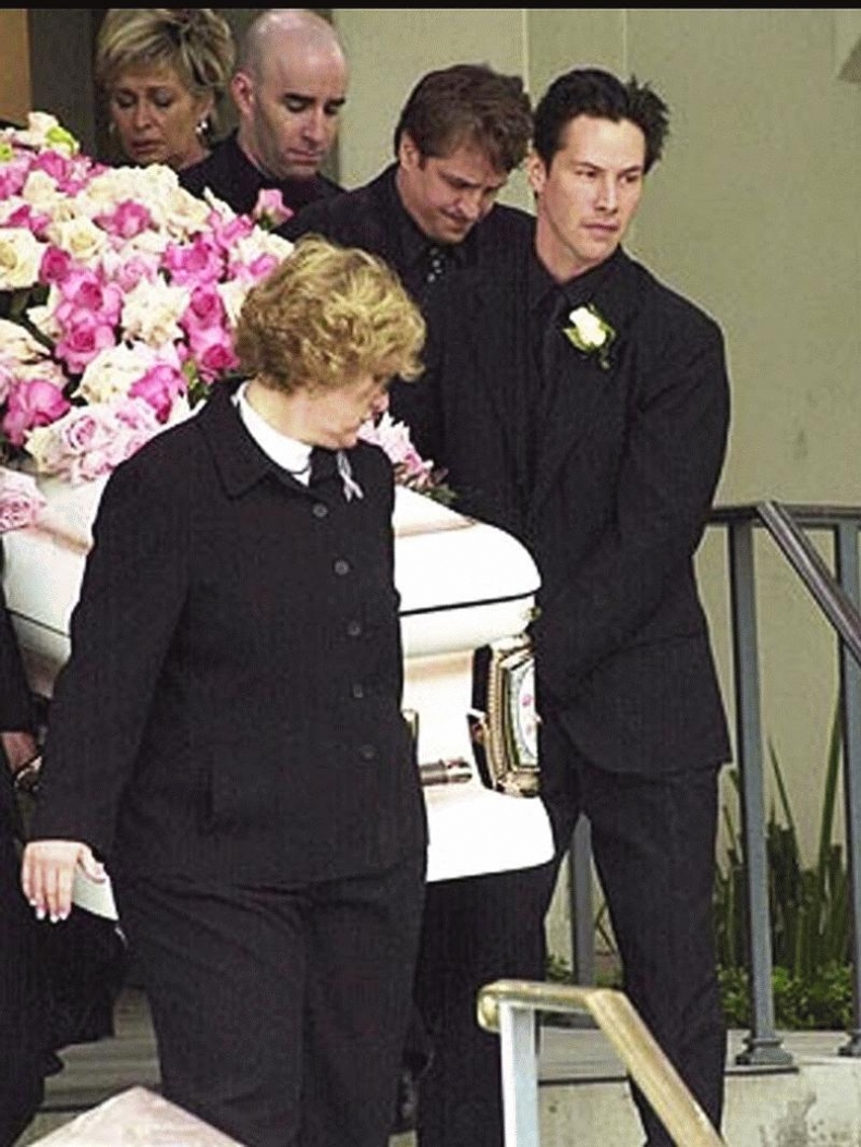 Иллюстрация к книге — Киану Ривз. Никогда не оглядывайся [i_052.jpg]