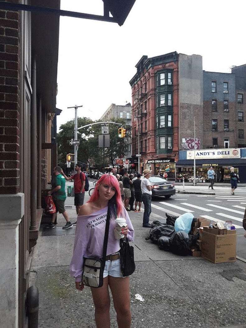 Иллюстрация к книге — Киану Ривз. Никогда не оглядывайся [i_056.jpg]