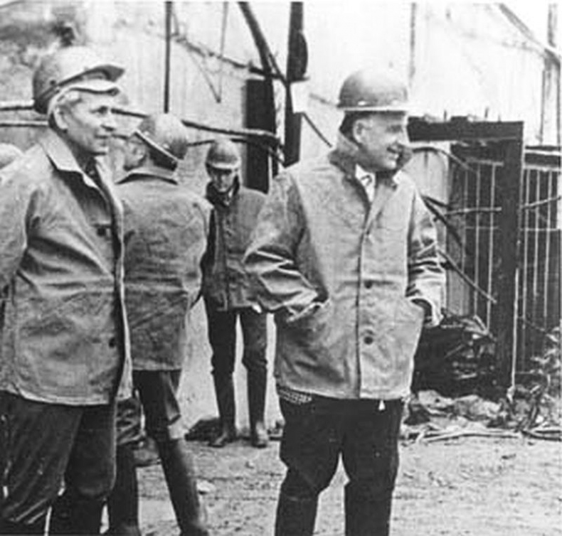 Иллюстрация к книге — Атомный проект. Жизнь за «железным занавесом» [i_014.jpg]