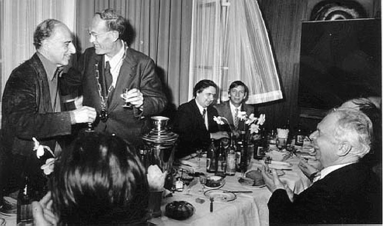 Иллюстрация к книге — Атомный проект. Жизнь за «железным занавесом» [i_015.jpg]