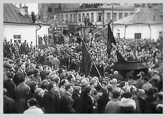 Иллюстрация к книге — Двор на Поварской [i_011.jpg]