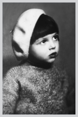 Иллюстрация к книге — Двор на Поварской [i_036.jpg]