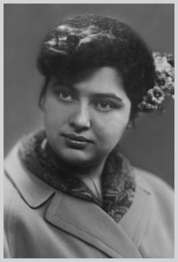 Иллюстрация к книге — Двор на Поварской [i_057.jpg]