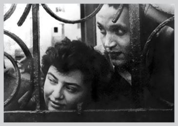 Иллюстрация к книге — Двор на Поварской [i_083.jpg]