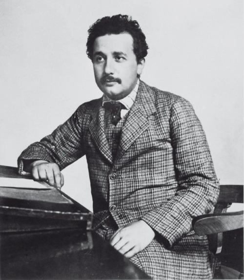 Иллюстрация к книге — Квантовый мир. Невероятная теория в самом сердце мироздания [i_002.jpg]