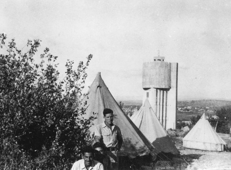 Иллюстрация к книге — Безродные шпионы. Тайная стража у колыбели Израиля [i_003.jpg]