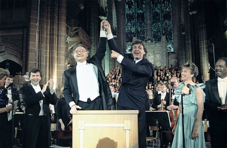 Иллюстрация к книге — Пол Маккартни. Биография [i_027.jpg]