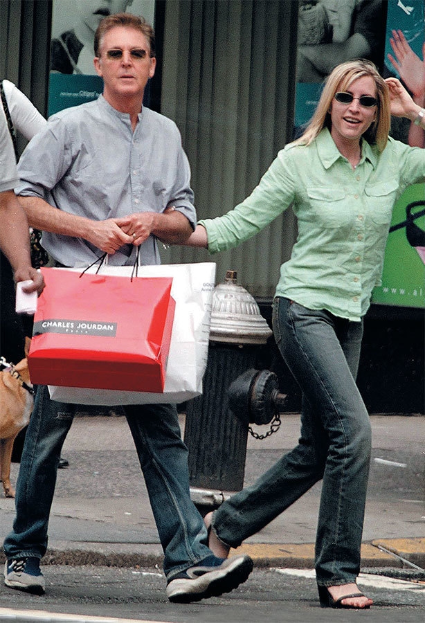 Иллюстрация к книге — Пол Маккартни. Биография [i_032.jpg]