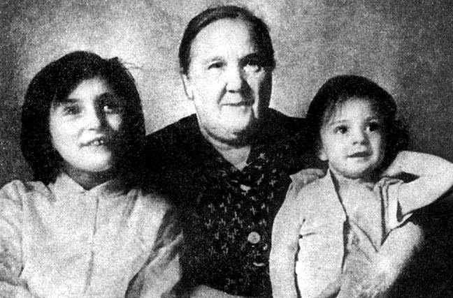 Иллюстрация к книге — Рисунки на песке [i_008.jpg]