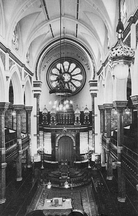 Иллюстрация к книге — Влиятельные семьи Англии. Как наживали состояния Коэны, Ротшильды, Голдсмиды, Монтефиоре, Сэмюэлы и Сассуны [i_026.jpg]