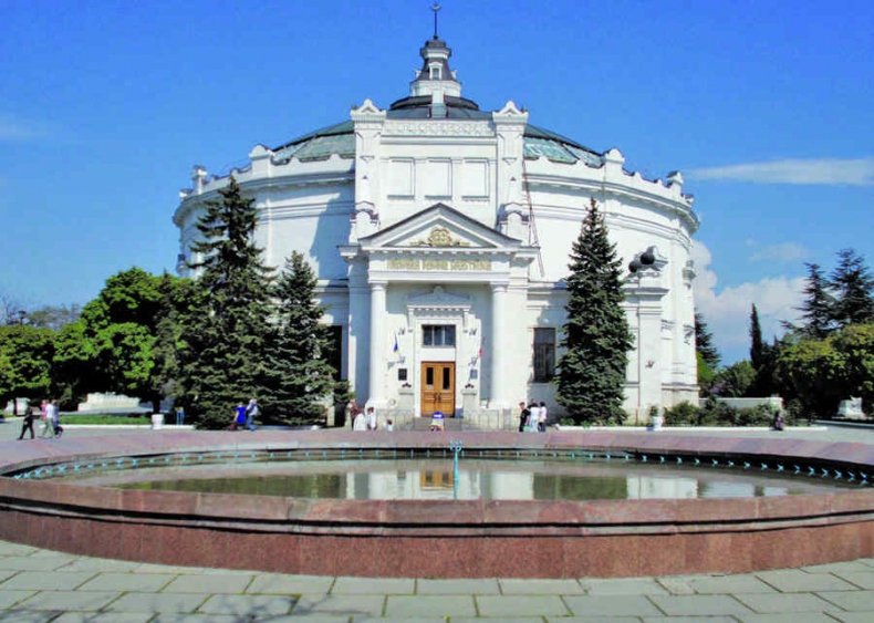 Иллюстрация к книге — История Крыма и Севастополя. От Потемкина до наших дней [i_065.jpg]