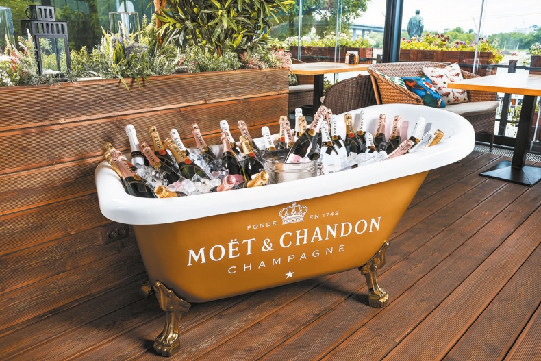 Иллюстрация к книге — Франция, которую вы не знали [i_017.jpg]