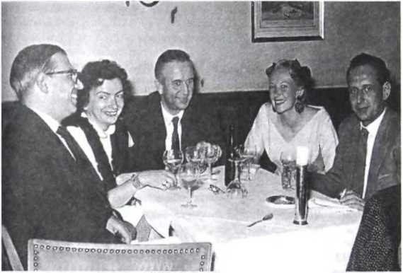 Иллюстрация к книге — BMW: история семьи Квандт, возродившей компанию [i_018.jpg]